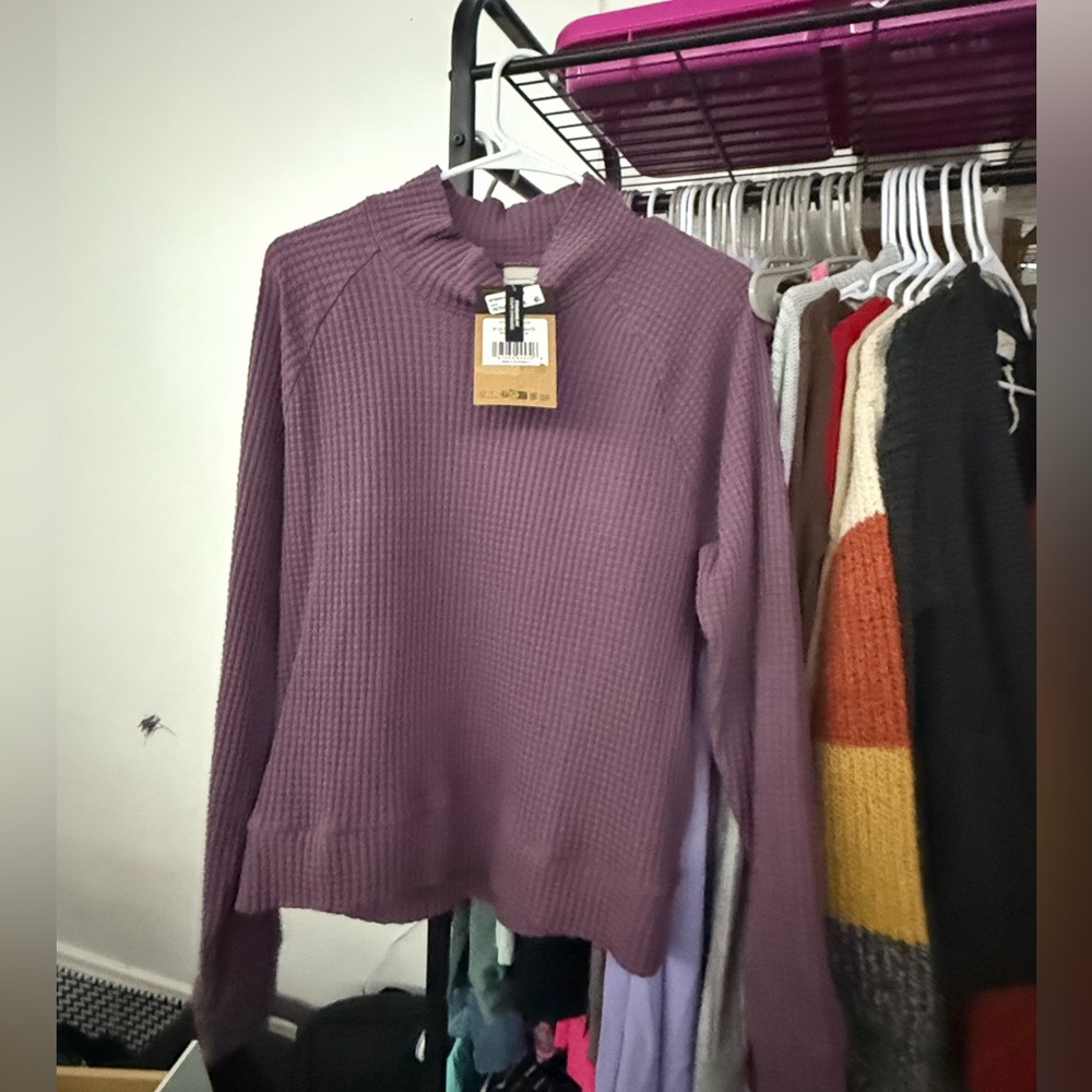 NWT Women’s The North Face Waffle Shirt